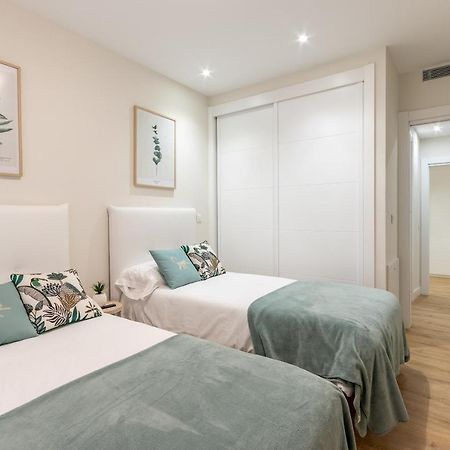 Apartamento Nuevo y Luminoso en Plaza Moyua Bilbao Exterior foto