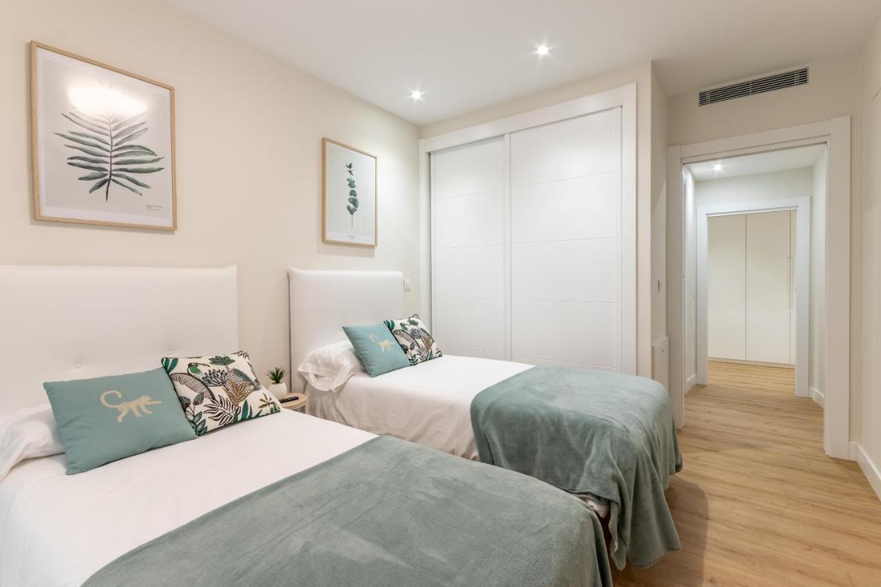 Apartamento Nuevo y Luminoso en Plaza Moyua Bilbao Exterior foto