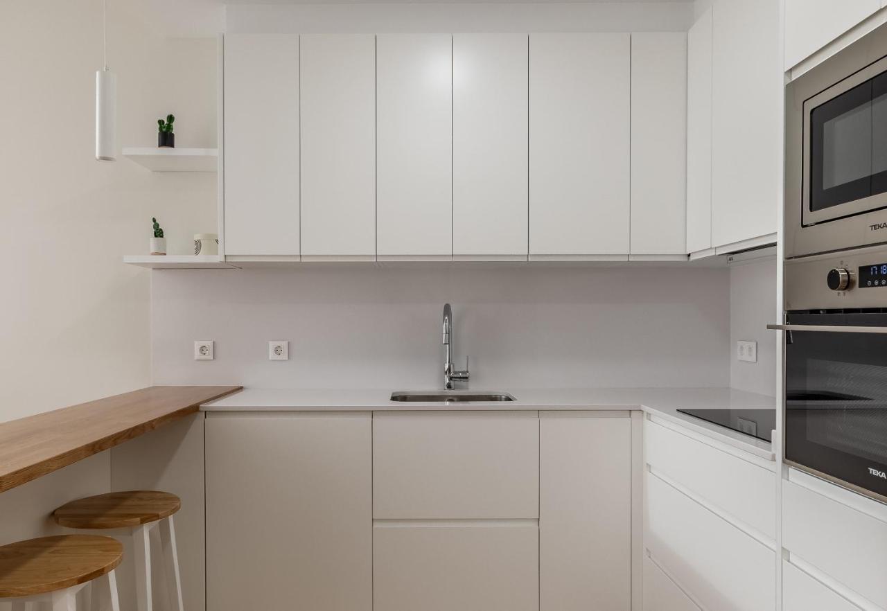 Apartamento Nuevo y Luminoso en Plaza Moyua Bilbao Exterior foto
