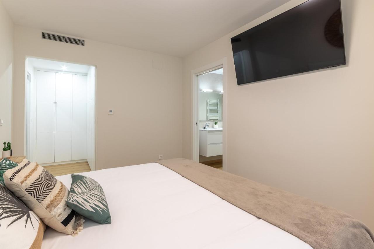 Apartamento Nuevo y Luminoso en Plaza Moyua Bilbao Exterior foto